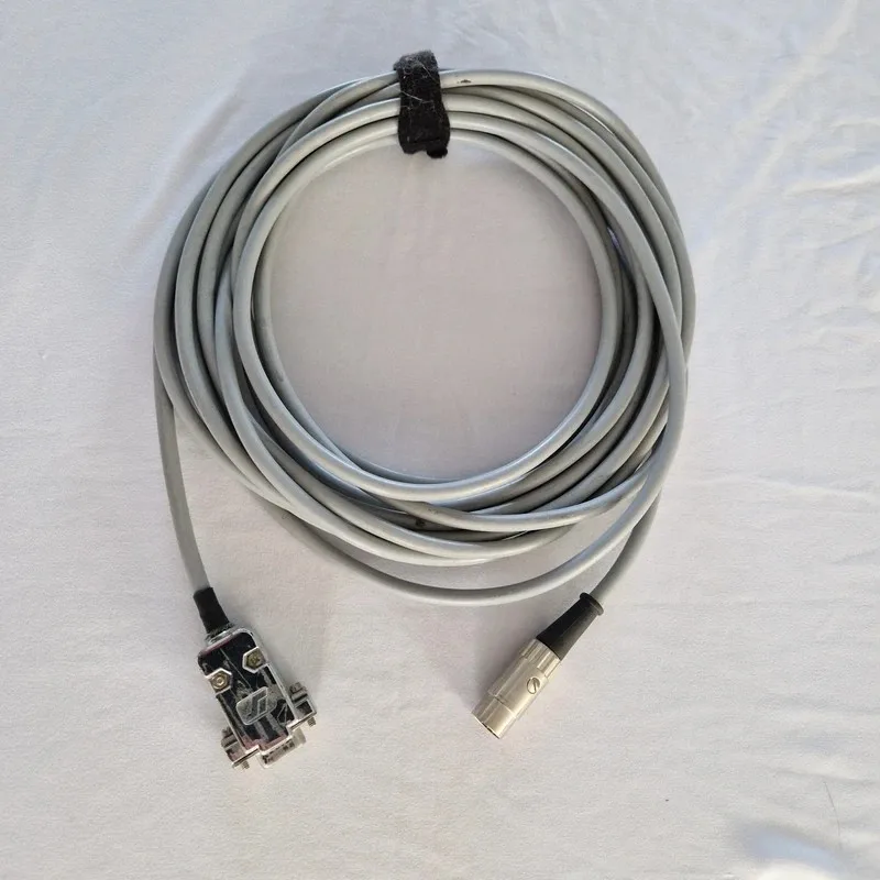 Câble DB9 femelle vers DIN 8 broches mâle, gris, environ 7 m, photo 1