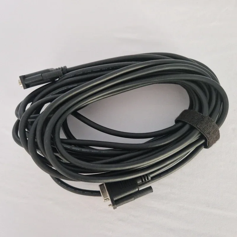 Câble série RS-232 DB9 femelle / DB9 femelle, noir, Foxconn, photo 1