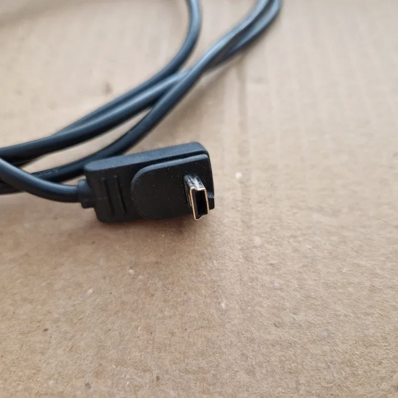Chargeur allume-cigare 12/24 V vers mini-USB coudé, câble 1,40 m, pour GPS, photo 2
