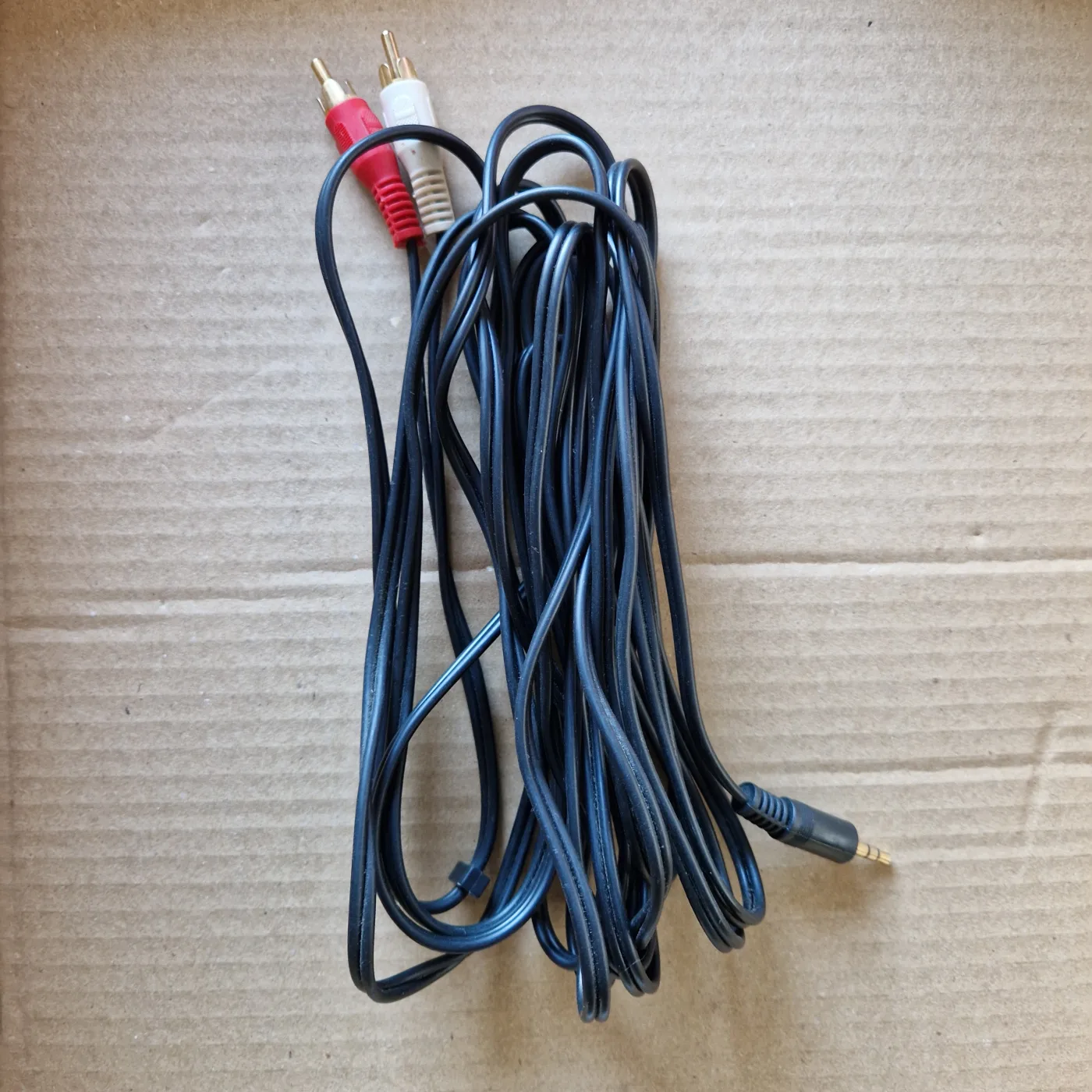 Câble audio jack 3,5 mm stéréo vers 2 RCA mâles, noir, 5 m, photo 1