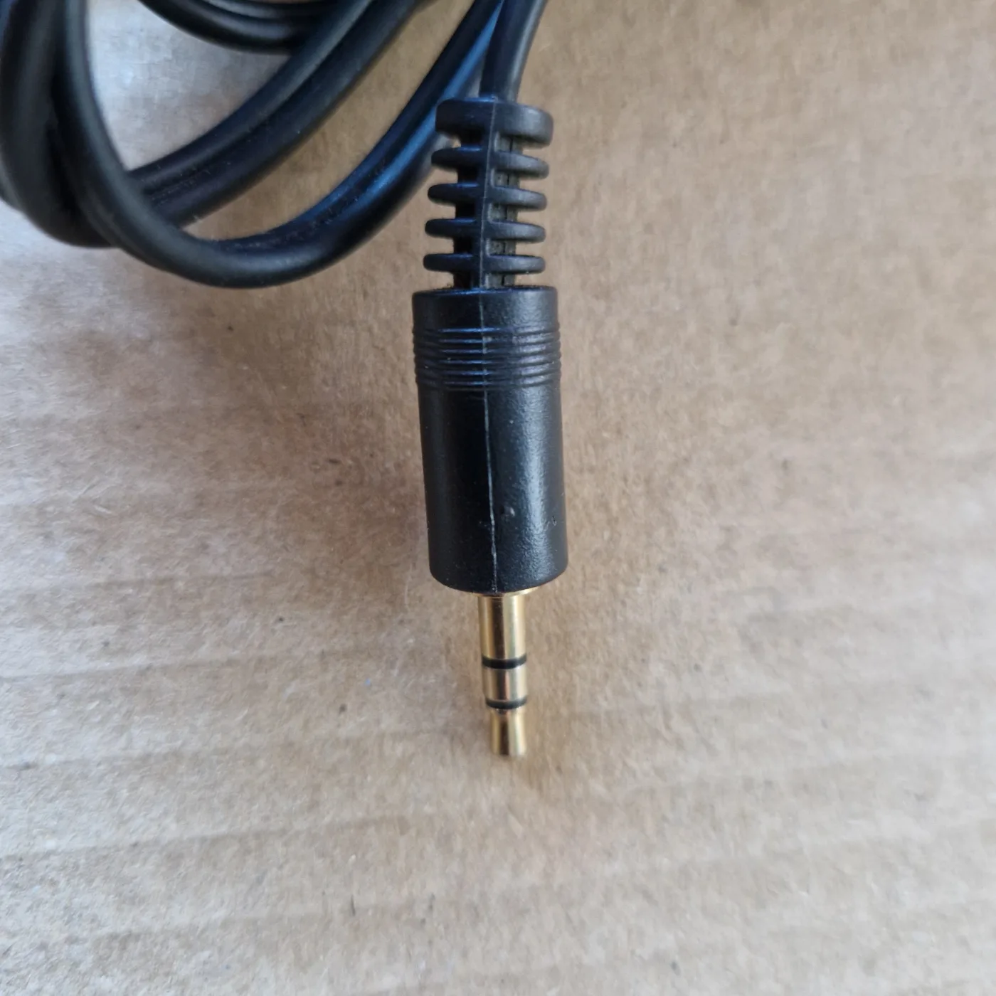 Câble audio jack 3,5 mm stéréo vers 2 RCA mâles, noir, 5 m, photo 3