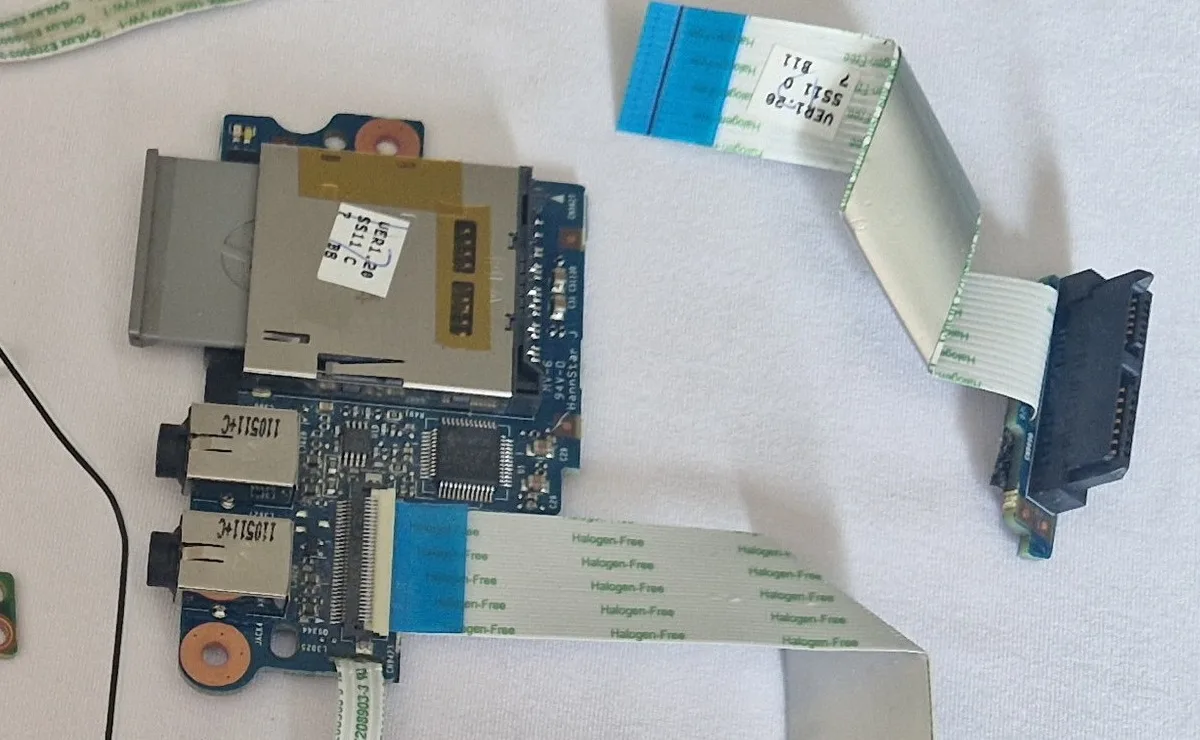 Lot de cartes filles et nappes HP ProBook 4730s, audio, USB, boutons, SATA et témoins, photo 2