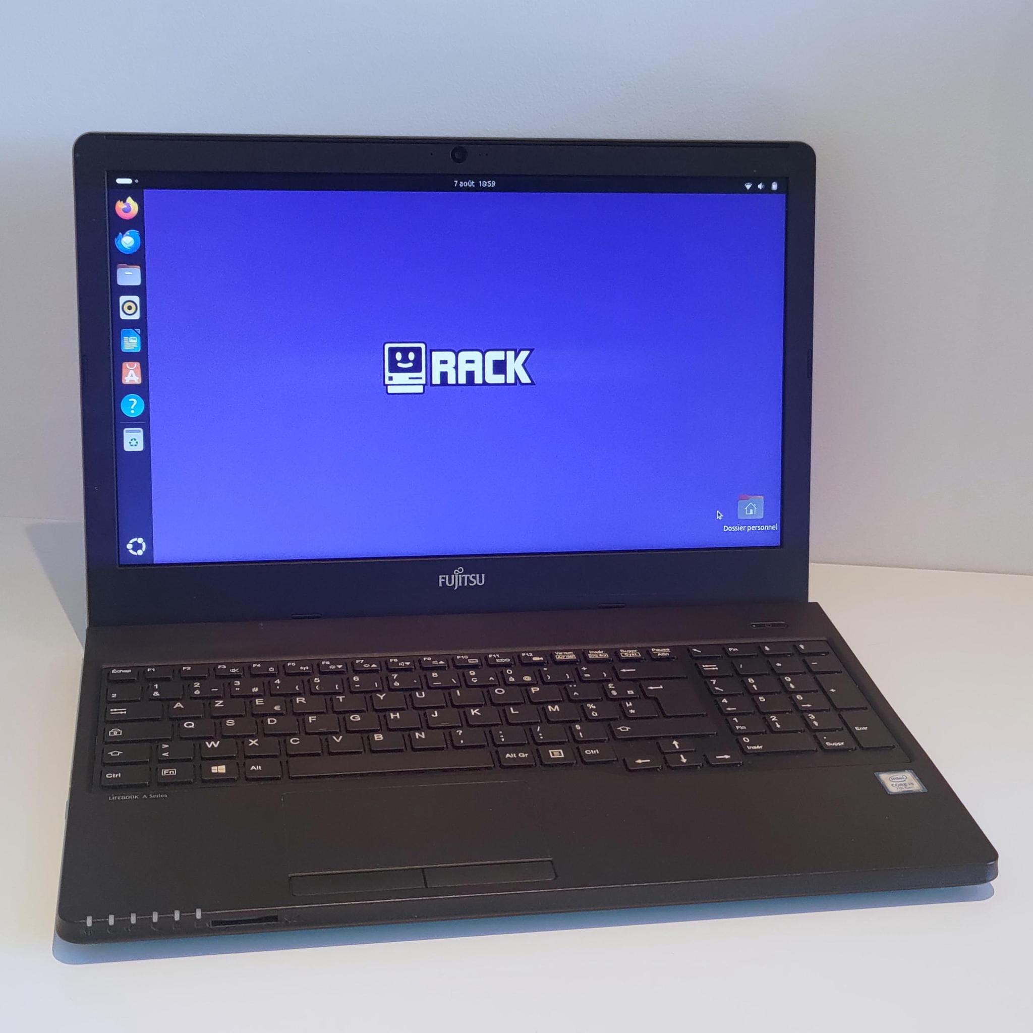 PC portable Fujitsu LIFEBOOK A557