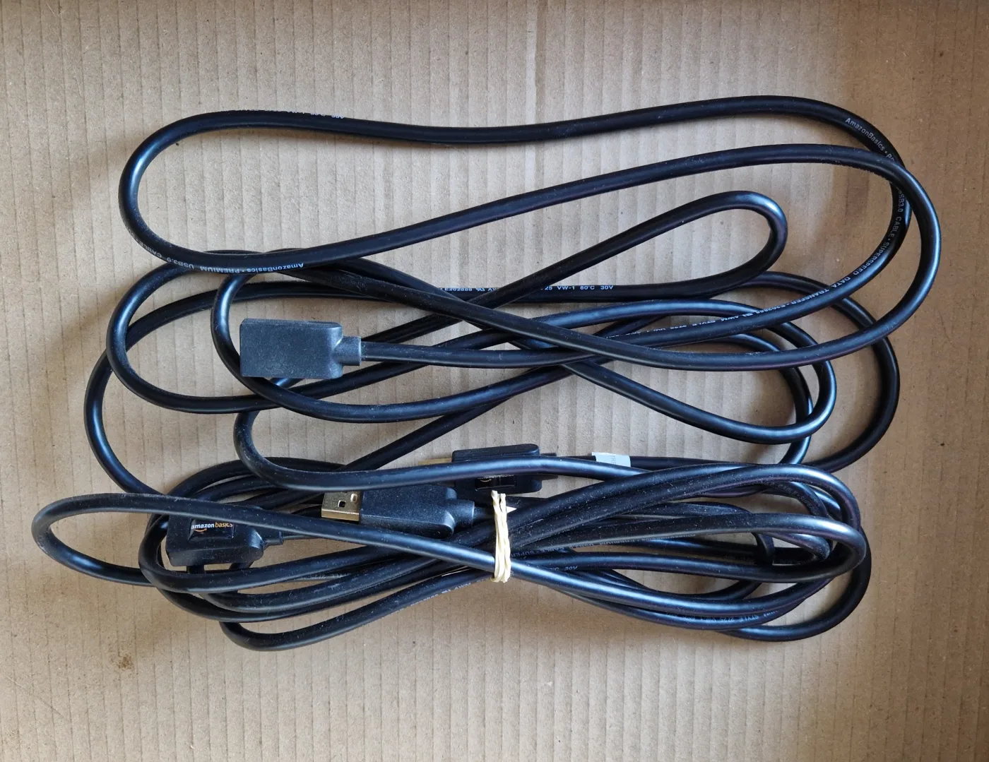 Rallonge USB 3.0 A mâle / A femelle 3 m (AmazonBasics) — photo 1