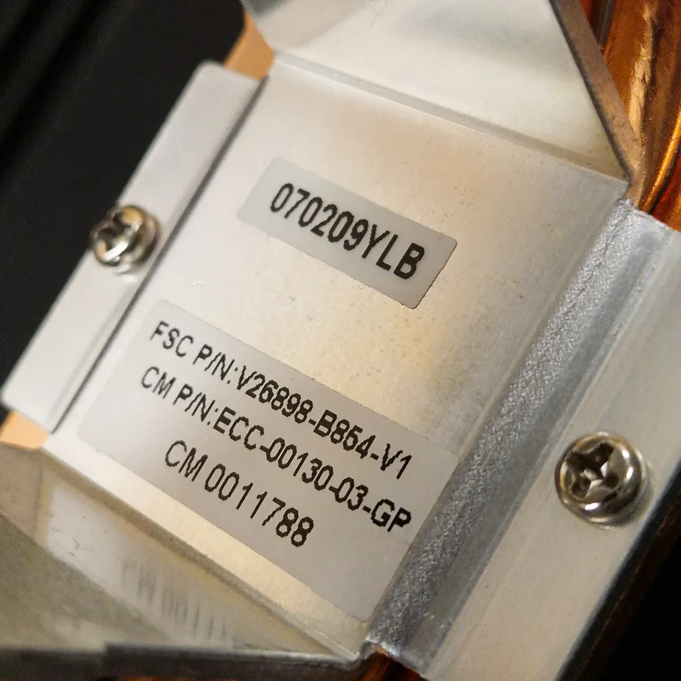 Ventirad passif Fujitsu Siemens V26898-B854-V1 à caloducs cuivre (Cooler Master ECC-00130-03-GP), socket LGA 775, photo 2