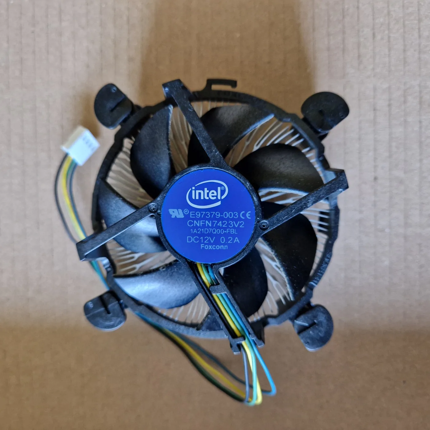 Ventirad Intel E97379-003 — socket LGA 1150 / 1151 / 1155 / 1156 — photo 1