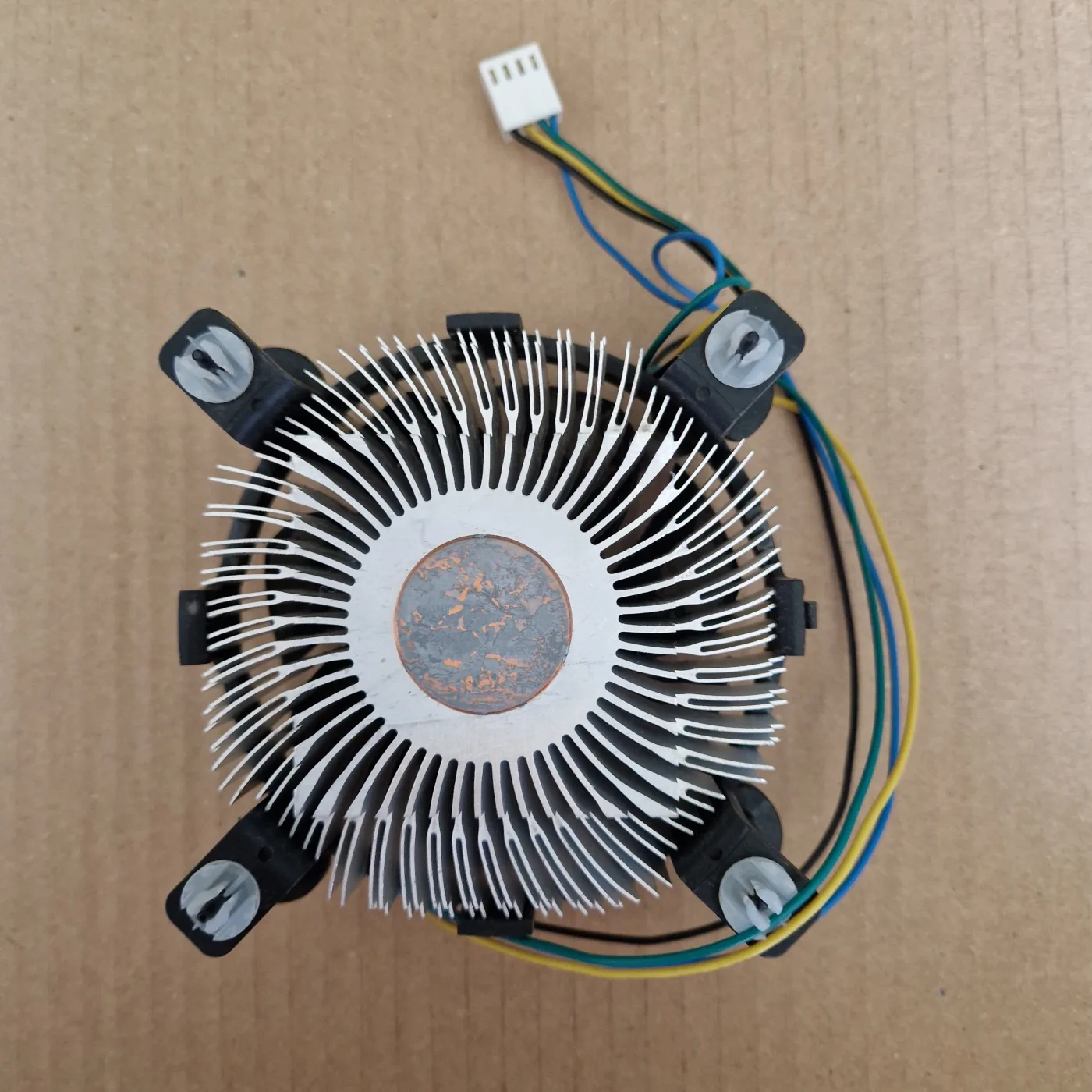 Ventirad Intel E30307-001 à noyau cuivre (Foxconn 0,14 A), socket LGA 775, photo 2